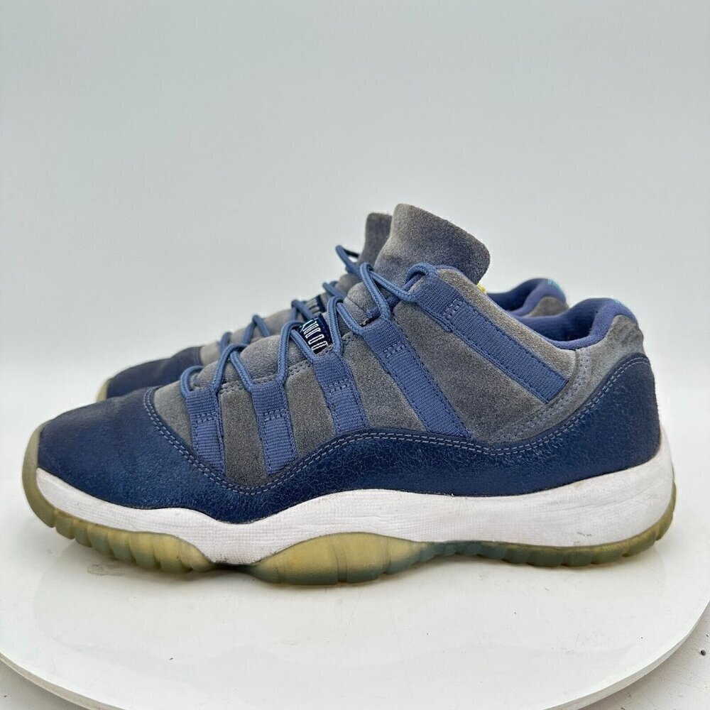 Jordan Air Jordan 11 Retro Low Women Size 7.5 580521-408 Blue Moon Shoes